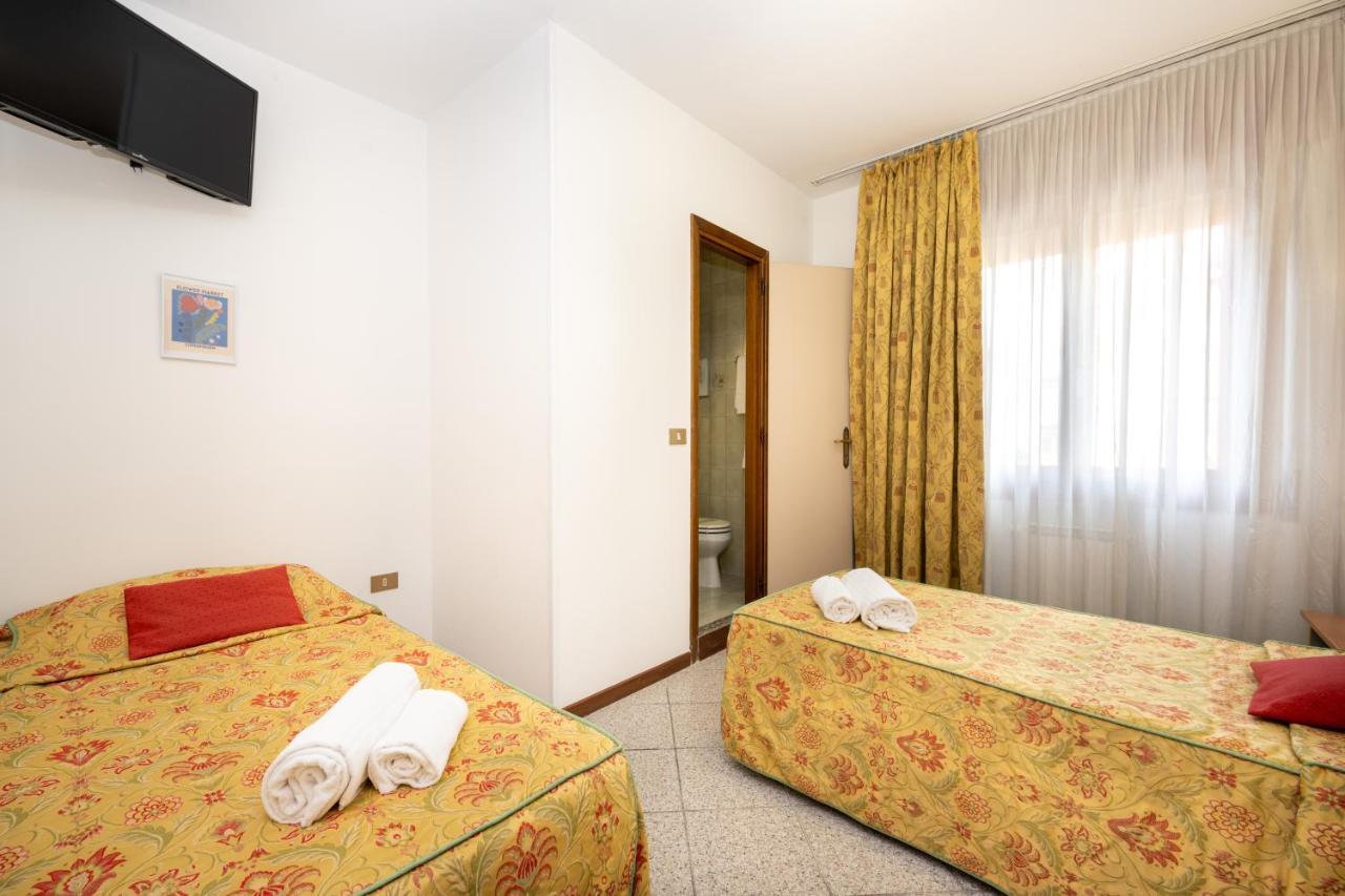 Camelia Rooms Venice Guesthouse Mestre Exteriér fotografie