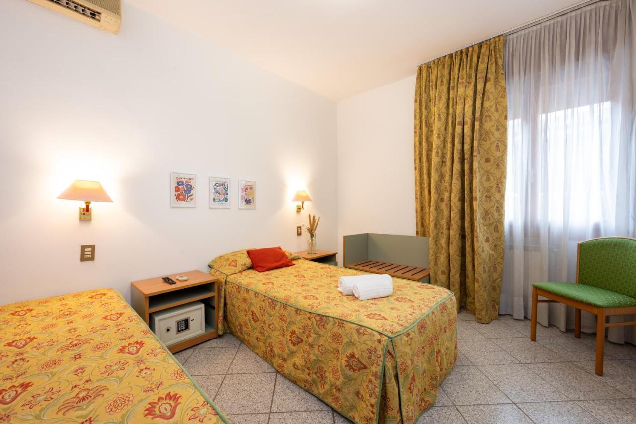 Camelia Rooms Venice Guesthouse Mestre Exteriér fotografie
